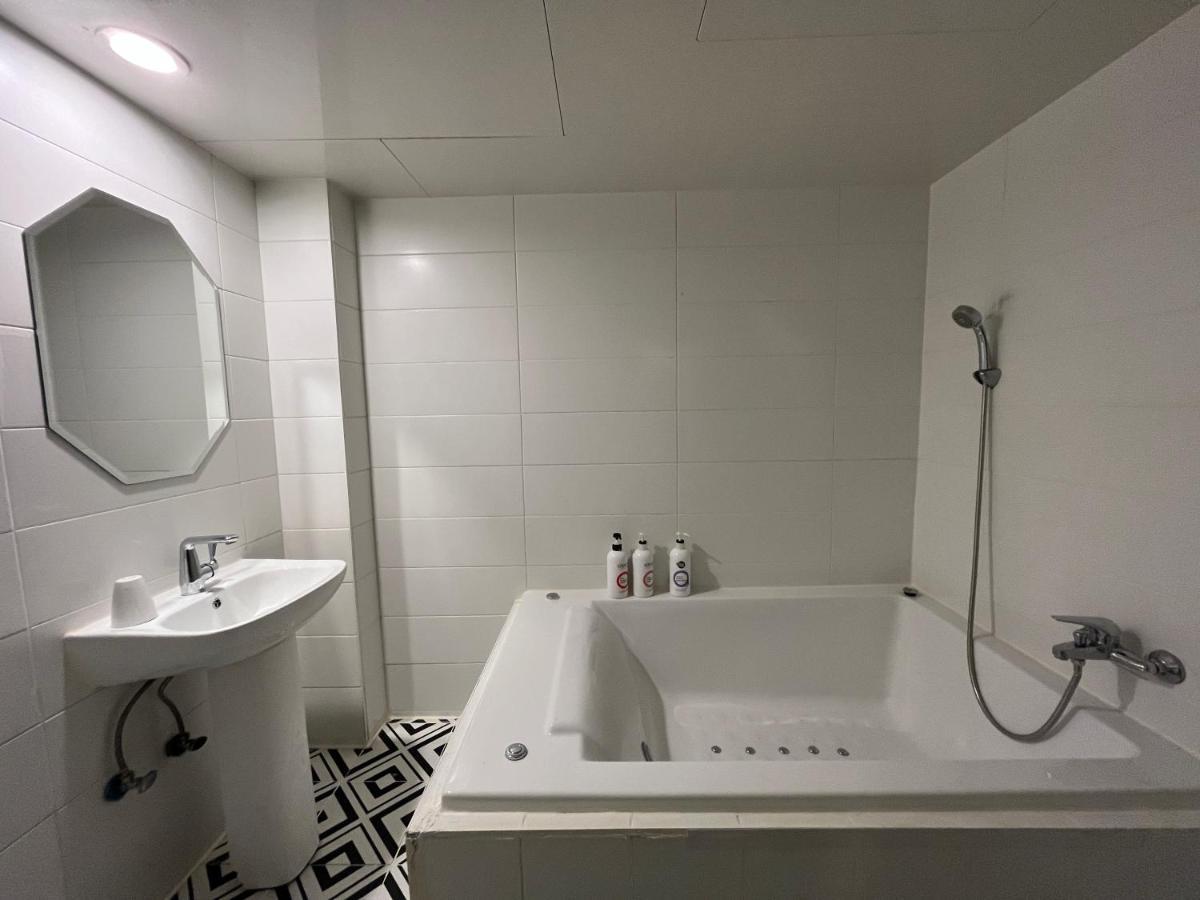 Kōyō Hotel Yaja Hwajeong Station מראה חיצוני תמונה